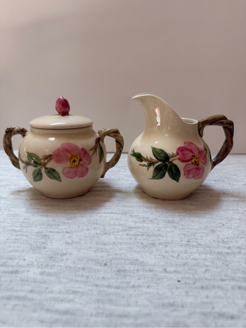 Franciscan Desert, Rose, sugar bowl and creamer Looks new